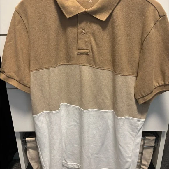 Old Navy Men's Polo Shirt in Tan and White - Picture 1 of 2